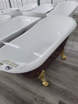 Bathtub 68"