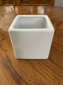 Glossy White Ceramic Square Planter Pot - Like New