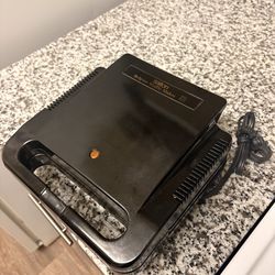 Salton Belgian Waffle Maker