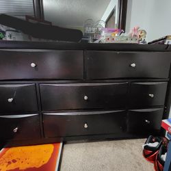 Dresser Set 2 Piece With Mirror