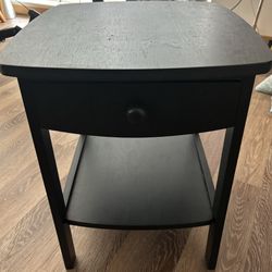 [FREE] Black Side Coffee Table  [FREE]