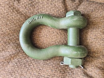 Shackle