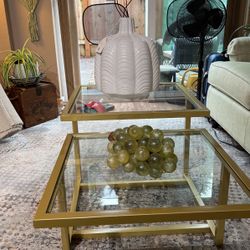 Glass Coffee Table Comes With To End Tables Not Shown In Photo. 