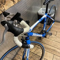 Road Bike BIANCHI Like New 