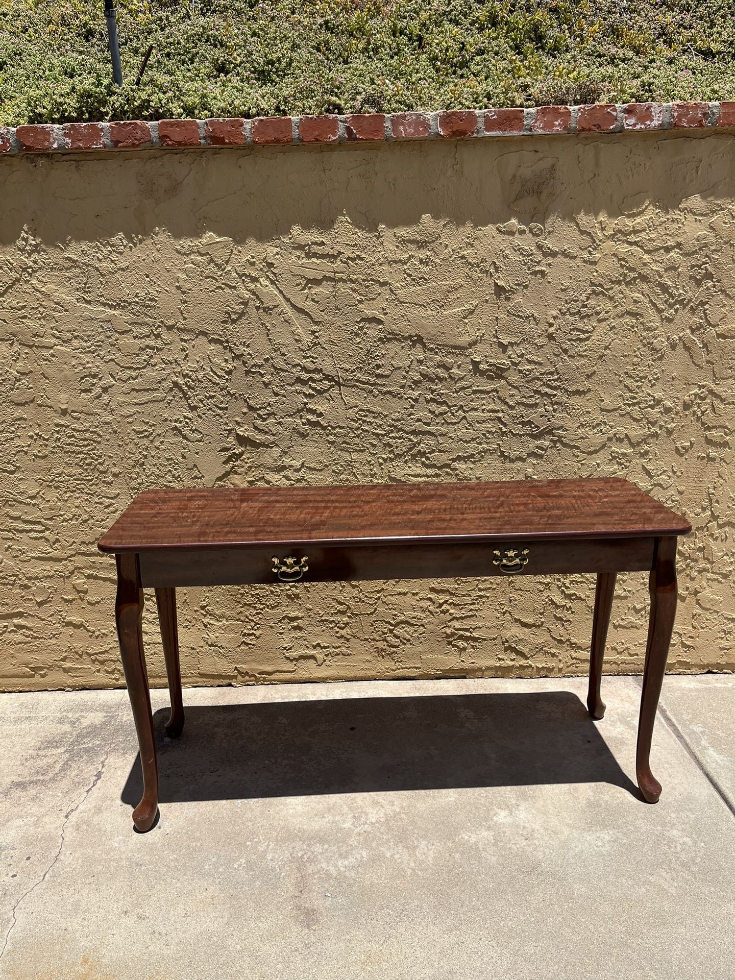 Console table