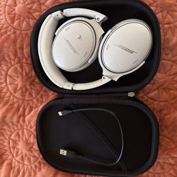 Bose Quiet comfort Headphones