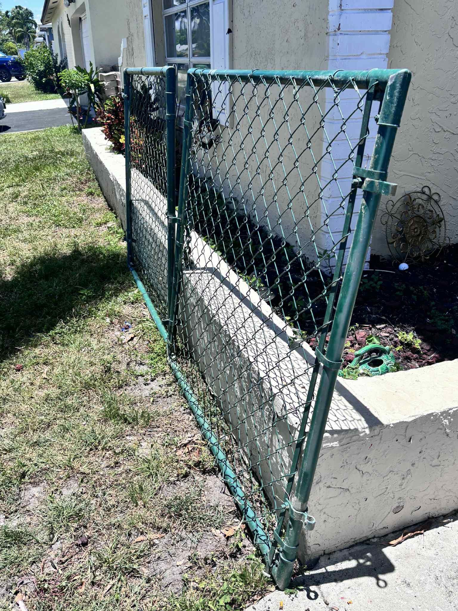 Metal Fence 49”Lx47”H