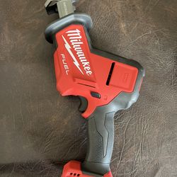Milwaukee M18 Fuel Hacksaw 