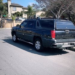 Avalanche Truck Camper Shell 