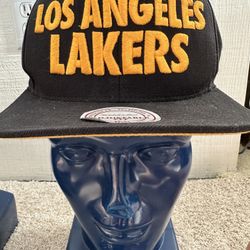 NEW LA Lakers Spellout Snapback Baseball Cap Mitchell & Ness Los Angeles Lakers Basketball 