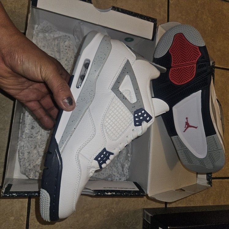 Size 9 Jordan Retro 