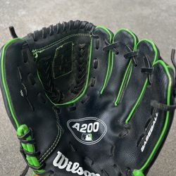Baseball Glove  Youth Size 10