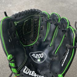 Baseball Glove  Youth Size 10