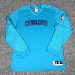 Mens Adidas Charlotte Hornets  Long Sleeve Shirt size XL. In Great Condition!