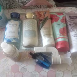 New Bath N Body Bundle Over $120 