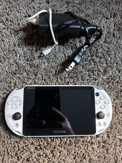 PS Vita 2000 Model With 256GB SD2Vita w/ Charger