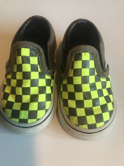 Vans size 4