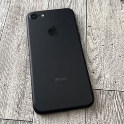 🔥Apple iPhone 7  (32GB) UNLOCKED  🌎 DESBLOQUEADO  For All Carriers  🔥