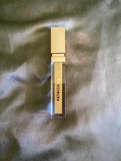 Patrick Ta major skin soft blur brightening concealer
