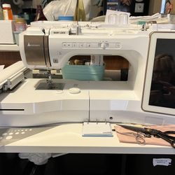 Baby Lock Solaris Visionary Embroidery/seeing/quilting Machine