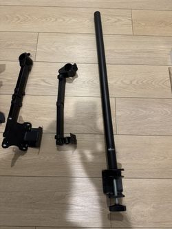 Monitor/laptop Desk Mount