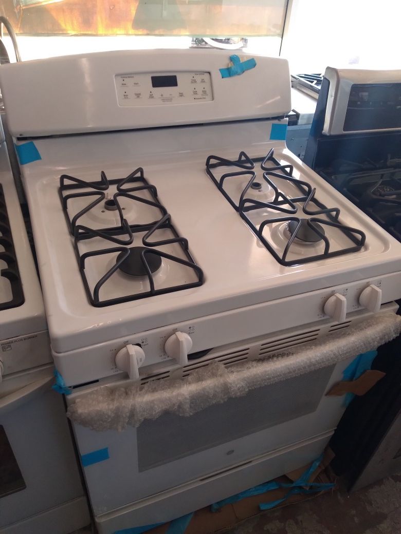 New GE Gas Stove