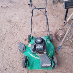 Weed eater brand lawnmower in good working order