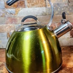 Stainless steel Ch'A Tea Kettle • Tea Pot With Whistle • 3-Quart •  Very Sturdy / Heavy Duty  • Green Color , Black Handle  • The Item is Pre-Owned 