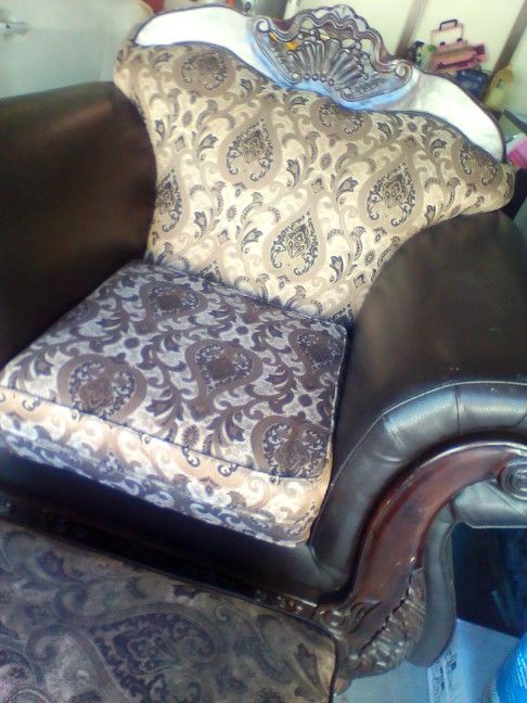 Big Chair Good Condition Outman 