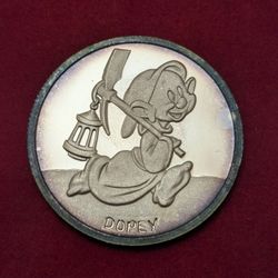 Silver .999 Disney Snow White 50th Anniversary Dopey 1 ounce  1987 Vintage 