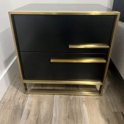 2 Bed Side Tables