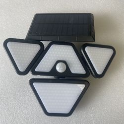 SOLAR LIGHT - Solar Motion Security Light  302 LEDs