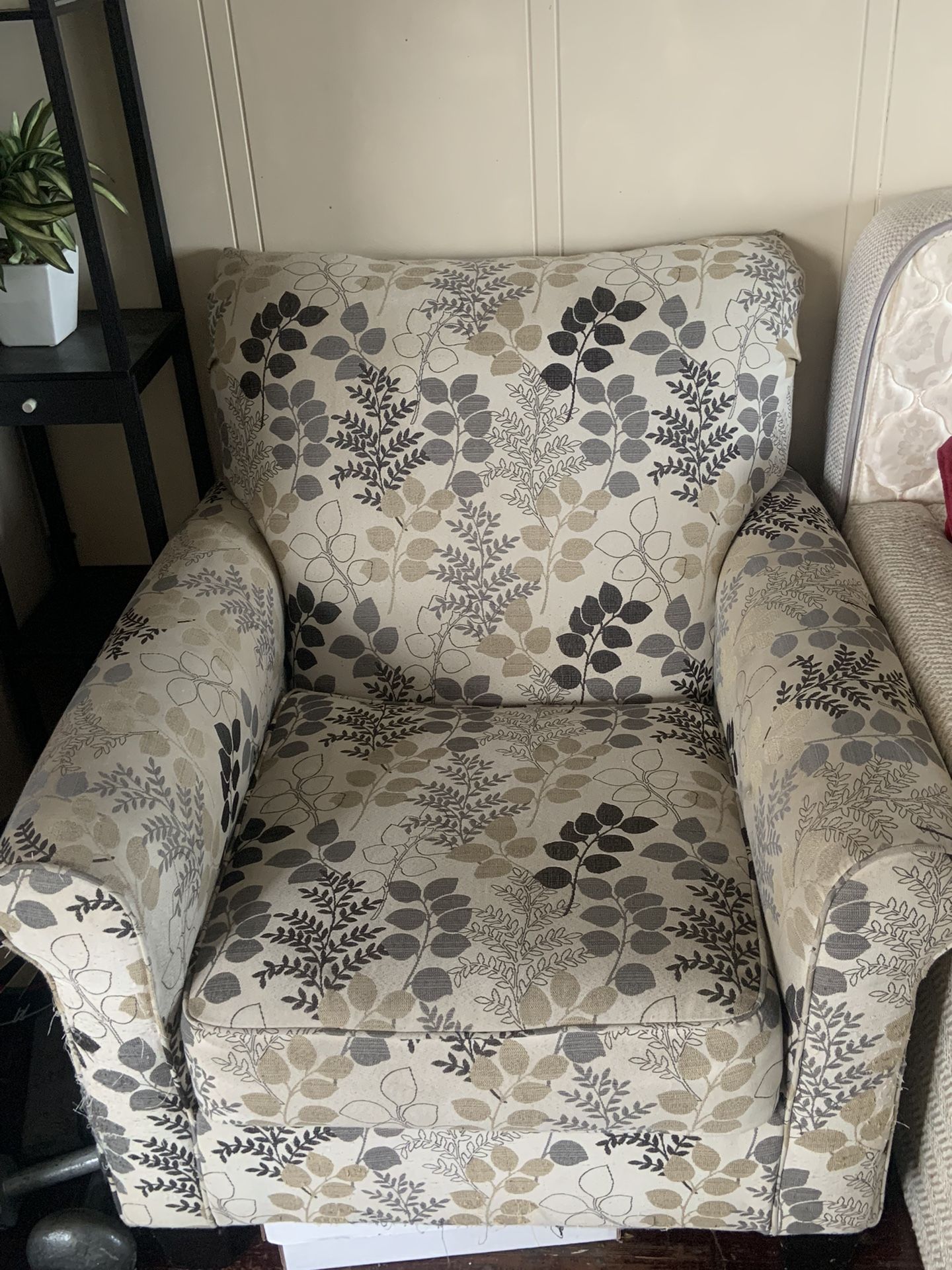 Free Chairs