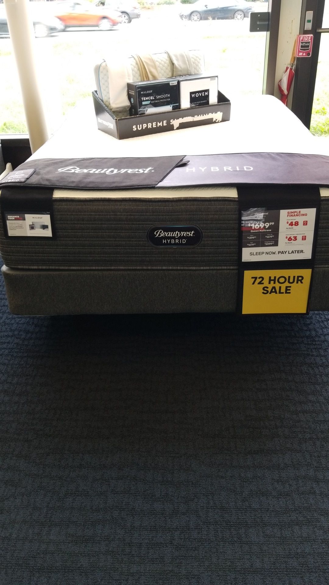 Simmons Beautyrest Hybrid Plush mattress
