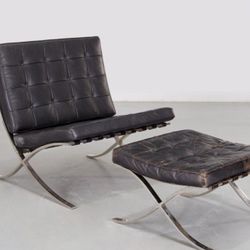 vintageBarcelona Style Chair With Ottoman 