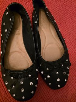 Black festive  sandals, with crystals on https://offerup.com/redirect/?o=aXQuVG9w Moda - size 6