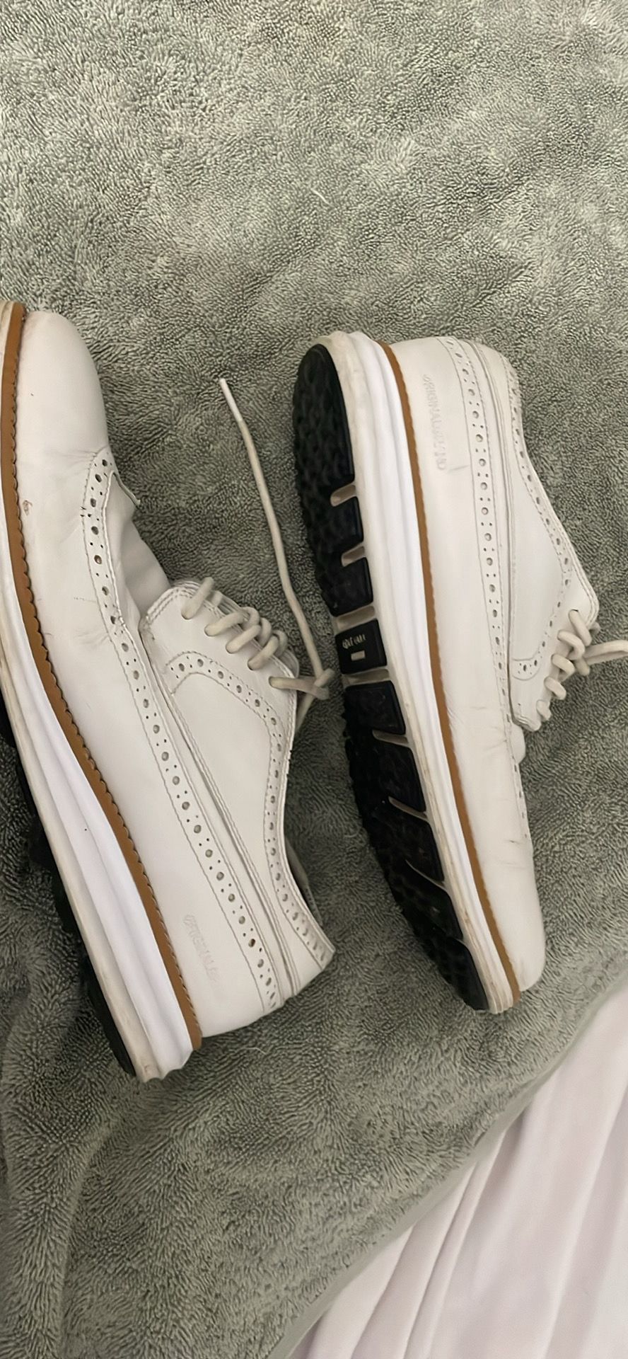 Golf shoes size 8 1/2 M
