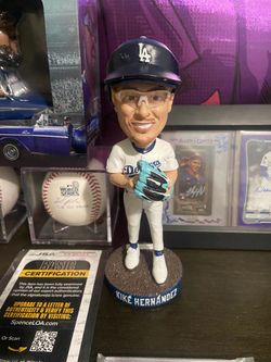 Kike Hernandez pitching Bobblehead no box