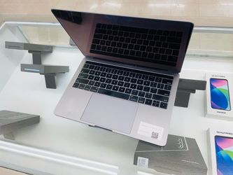 MacBook Pro 2019 16gb ram 512gb ssd