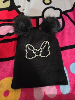 Disney Parks Minnie Mouse Pom Pom Beanie Hat and Pearl Beads Bow