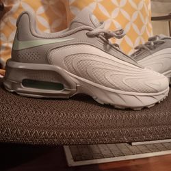 Brand New Nikes Size 8