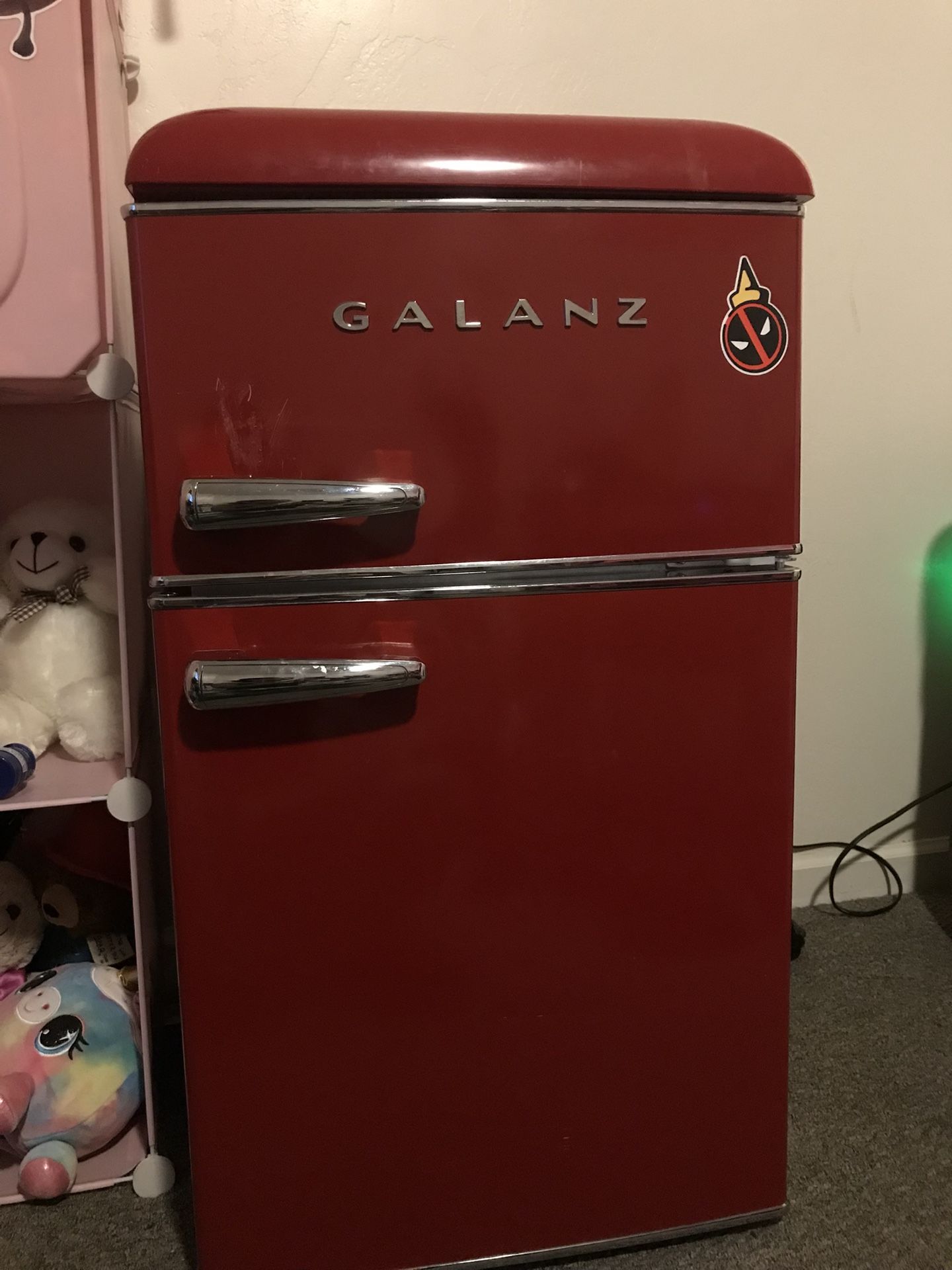 Mine refrigerator