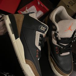 Jordan 3 Desert elephants size 6y