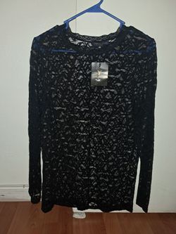 WOMEN'S BLACK TOP