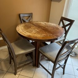 Kitchen Table & Chairs