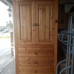 Wood armoire 