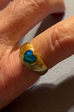 14k Beautiful Heart Black Opal Ring 