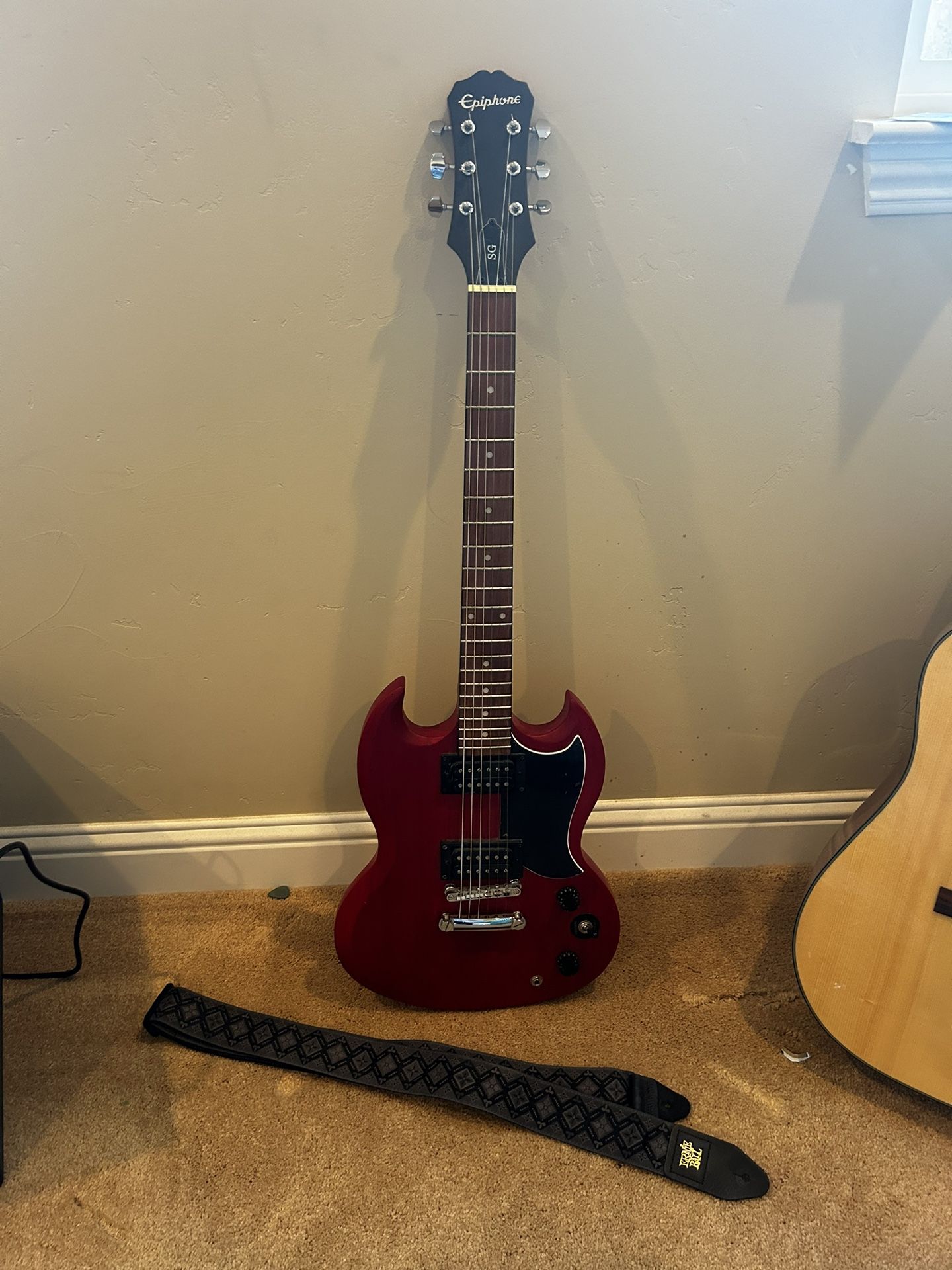 Epiphone SG cherry electric guitar 