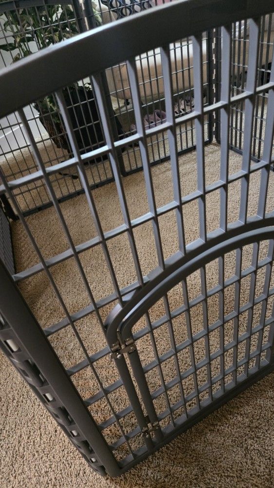 IRIS - 8 Panel Dog Playpen with Door