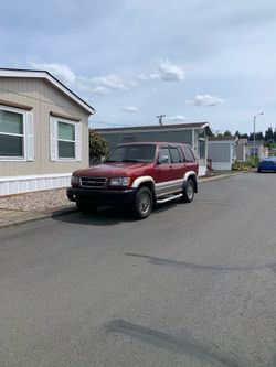 1999 Isuzu Trooper